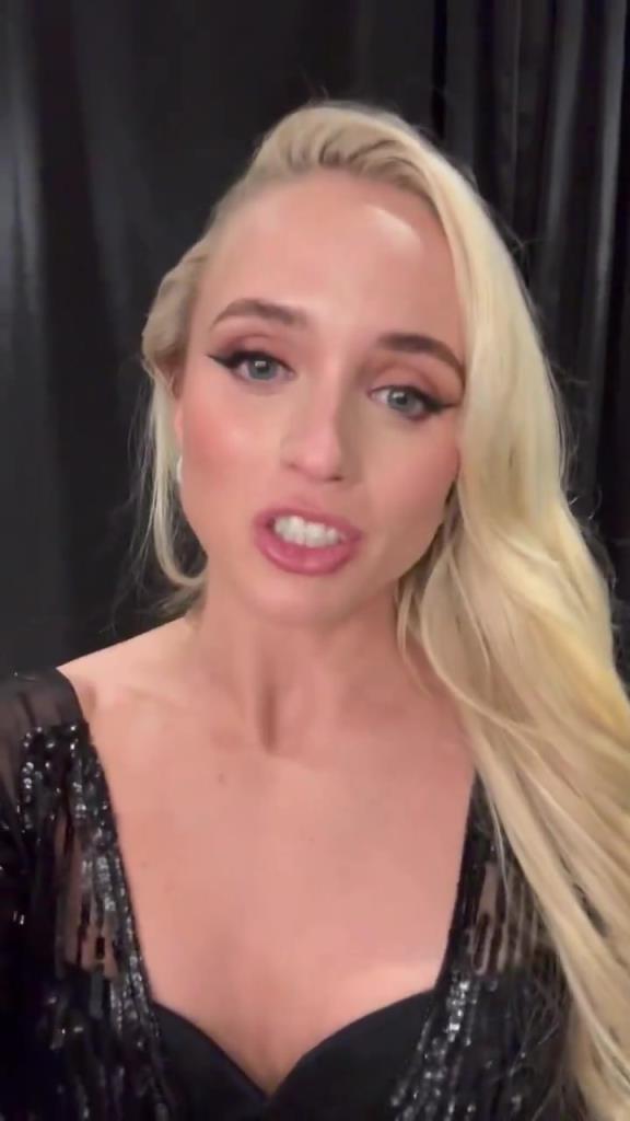 這么甜美的長(zhǎng)相，要是不跟你說(shuō)，你都不知道她也是籃球遠(yuǎn)動(dòng)員